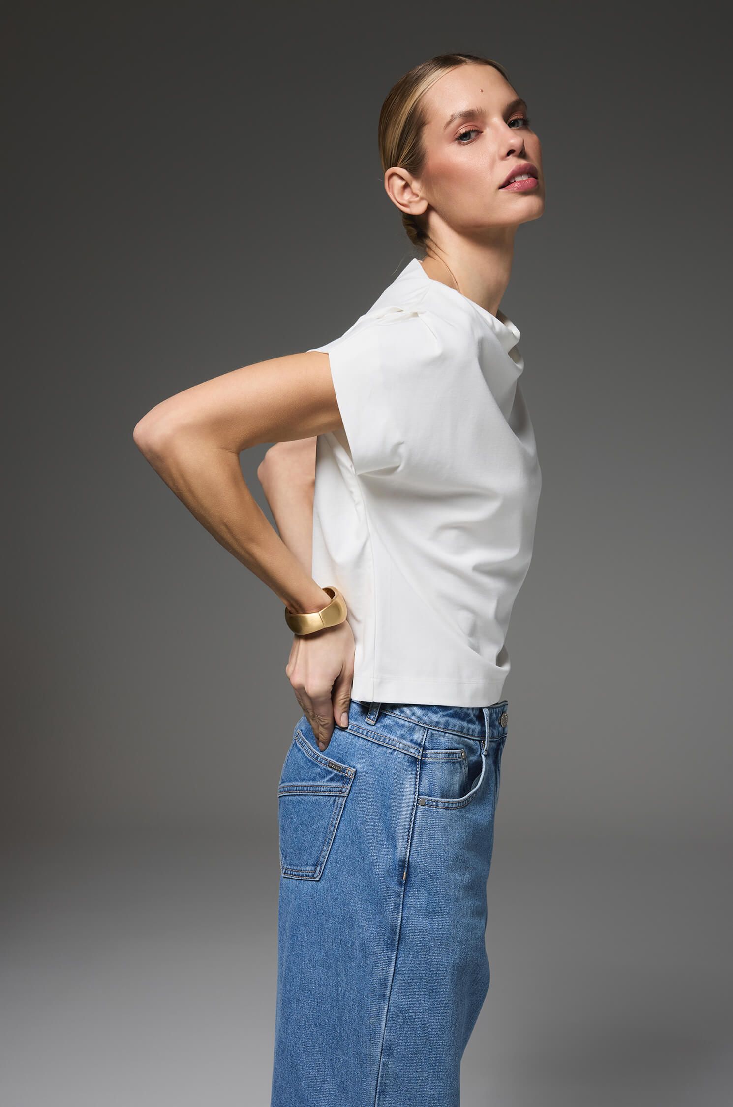 Bluzka z wiskozą o luźnym fasonie Solar Obraz 3