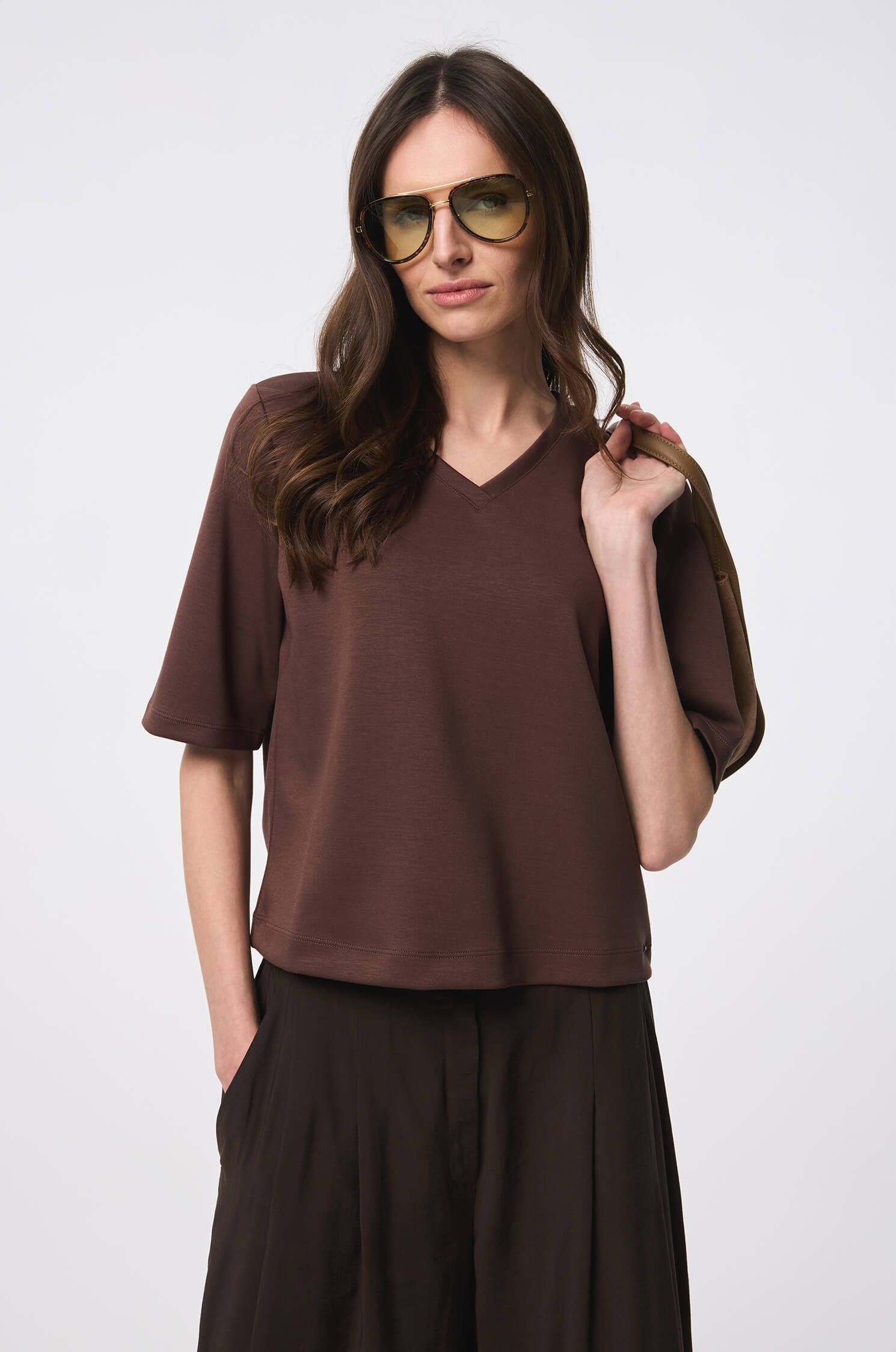 Brązowa bluzka z krótkim rękawem Solar Obraz 1