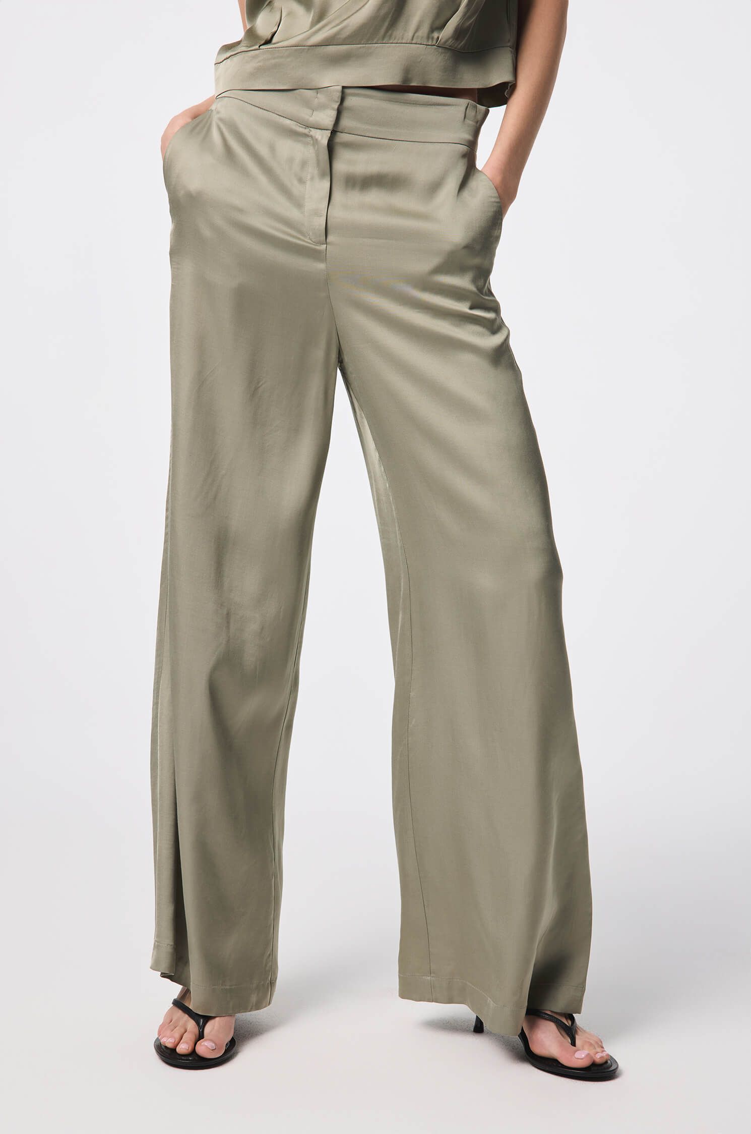 Satynowe spodnie w jasnym odcieniu khaki Solar Obraz 2