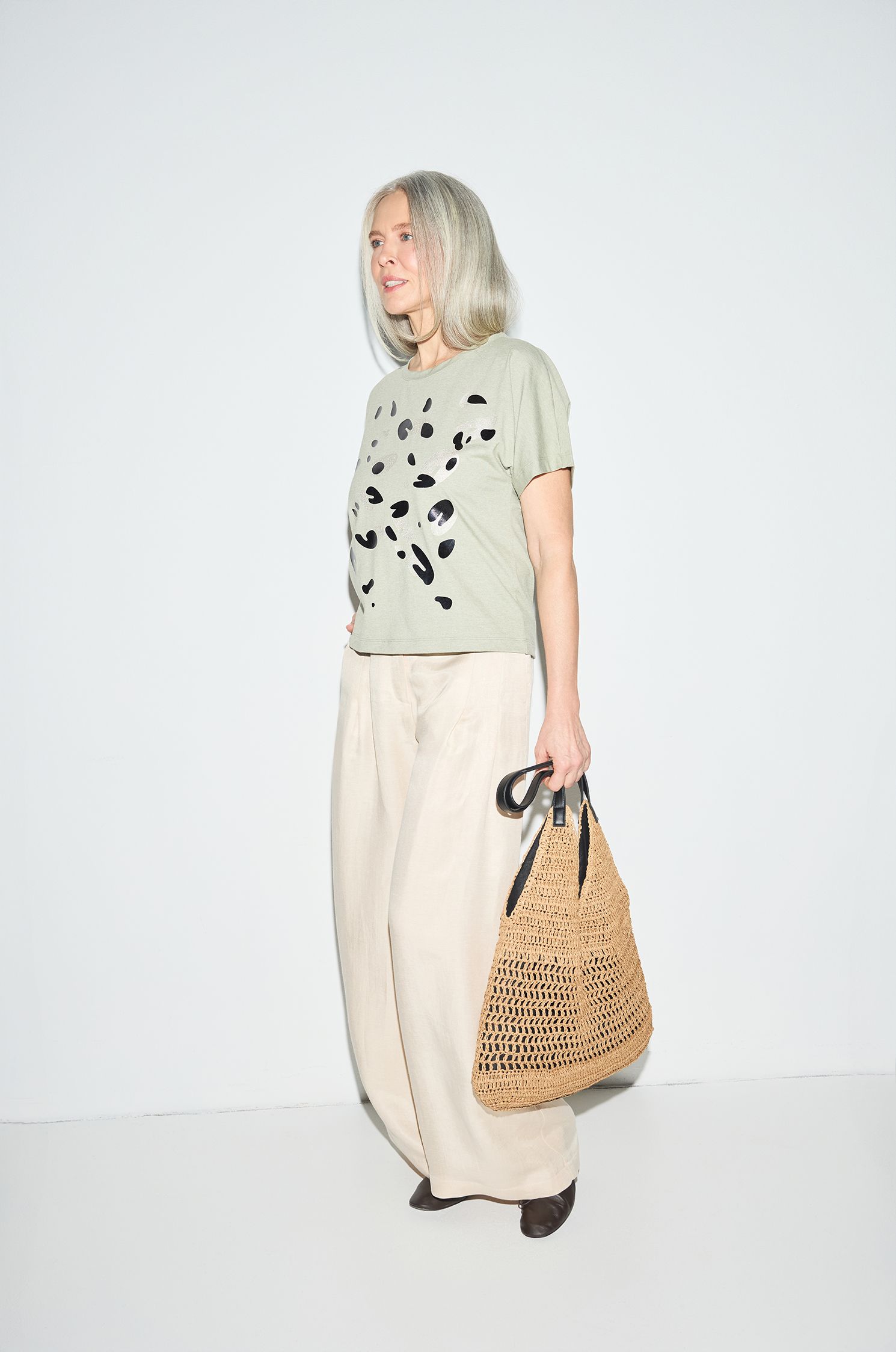 Bluzka khaki ze zwierzęcym printem Solar Obraz 2