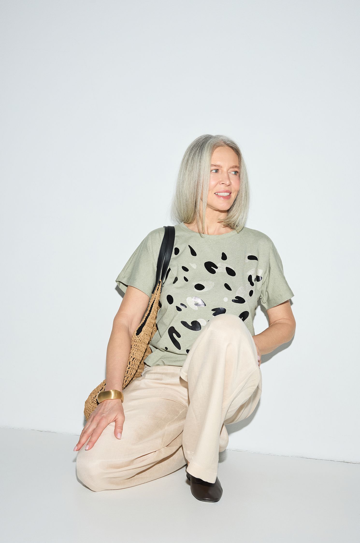 Bluzka khaki ze zwierzęcym printem Solar Obraz 3