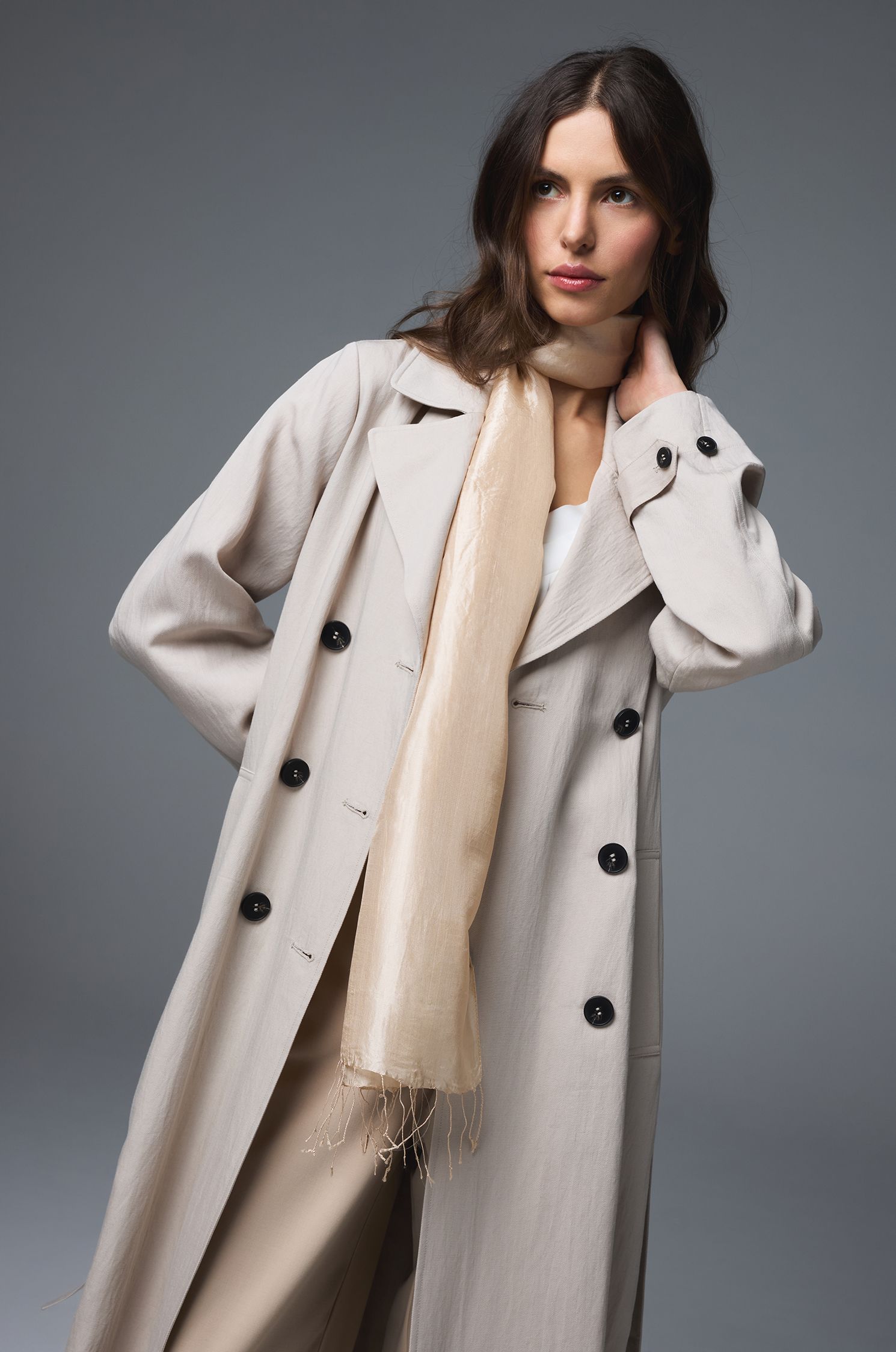 Beżowy dwurzędowy płaszcz Solar Obraz 2