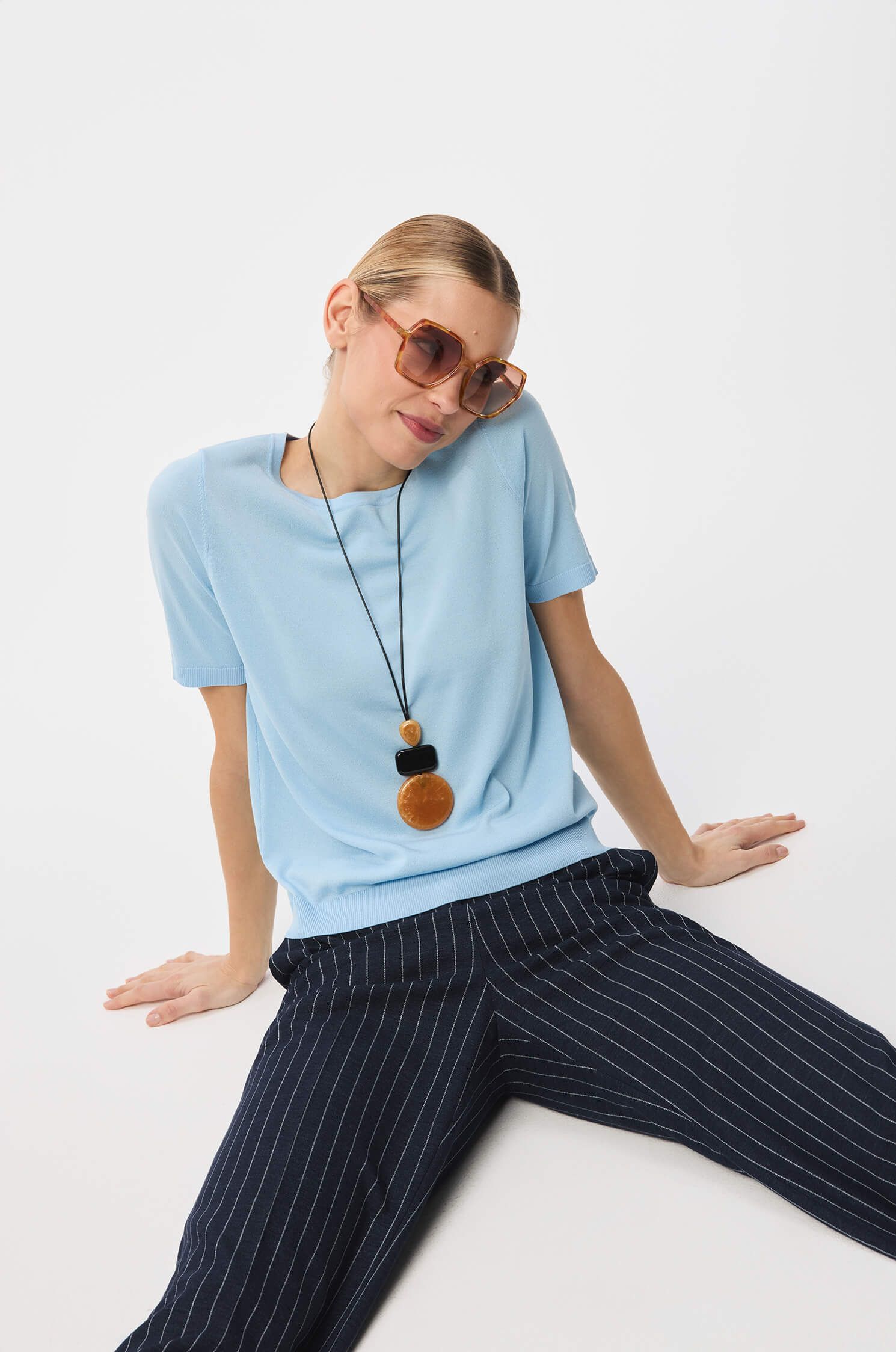 Dzianinowa bluzka z wiskozą Solar Obraz 1