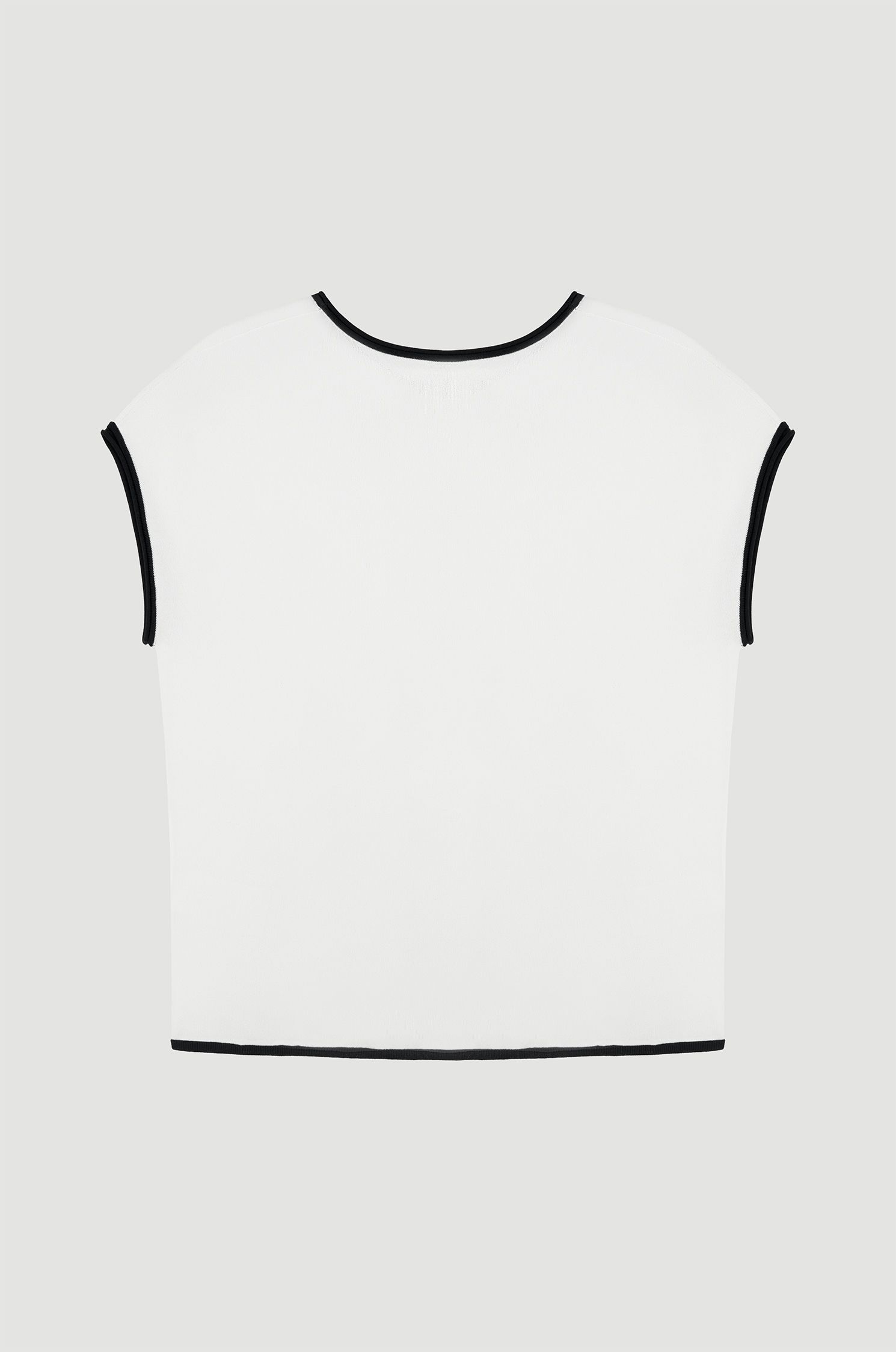 Dzianinowa bluzka ecru z kontrastowym wykończeniem Solar Obraz 5