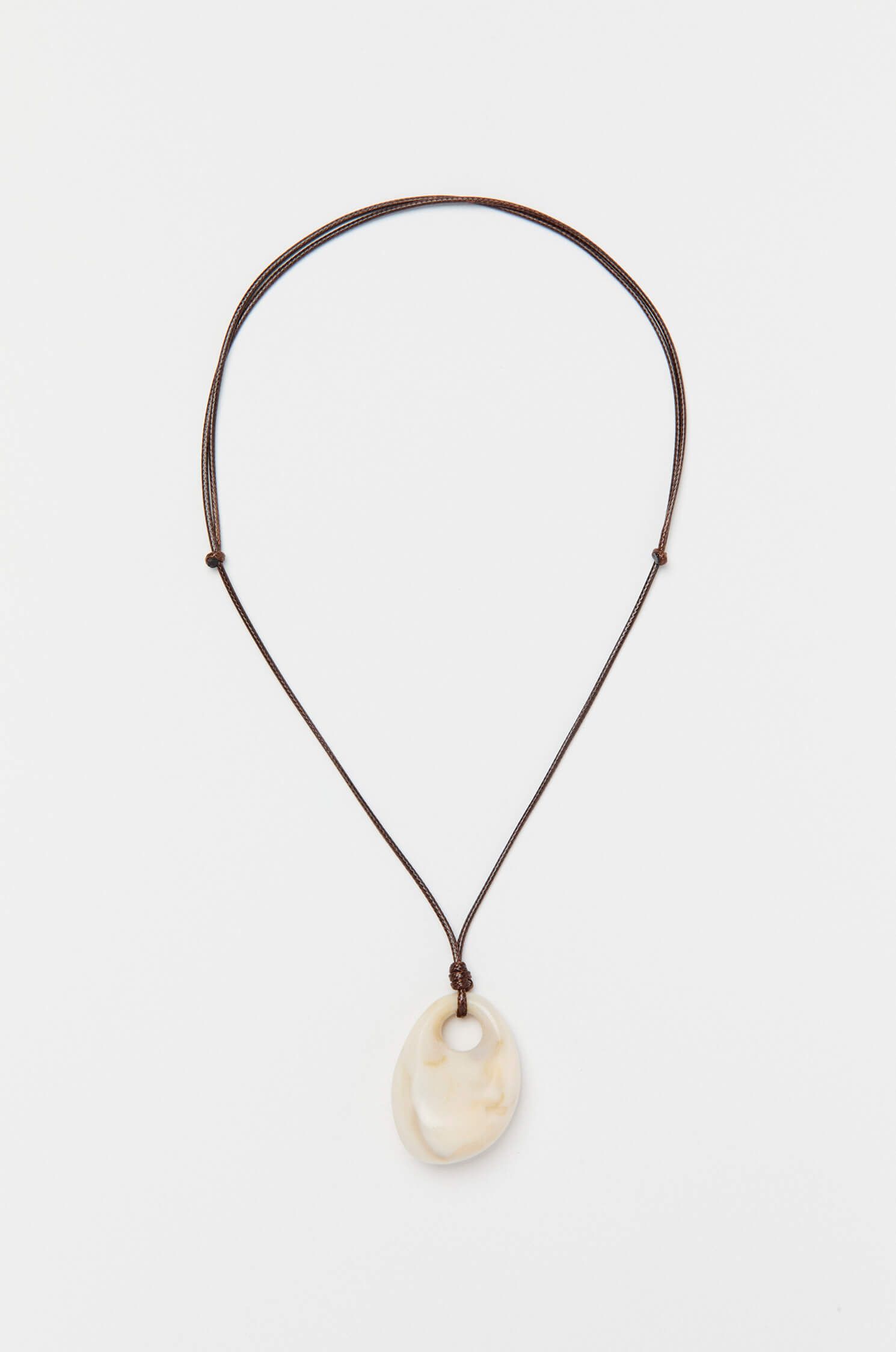 Naszyjnik z owalną zawieszką z żywicy Solar Obraz 2