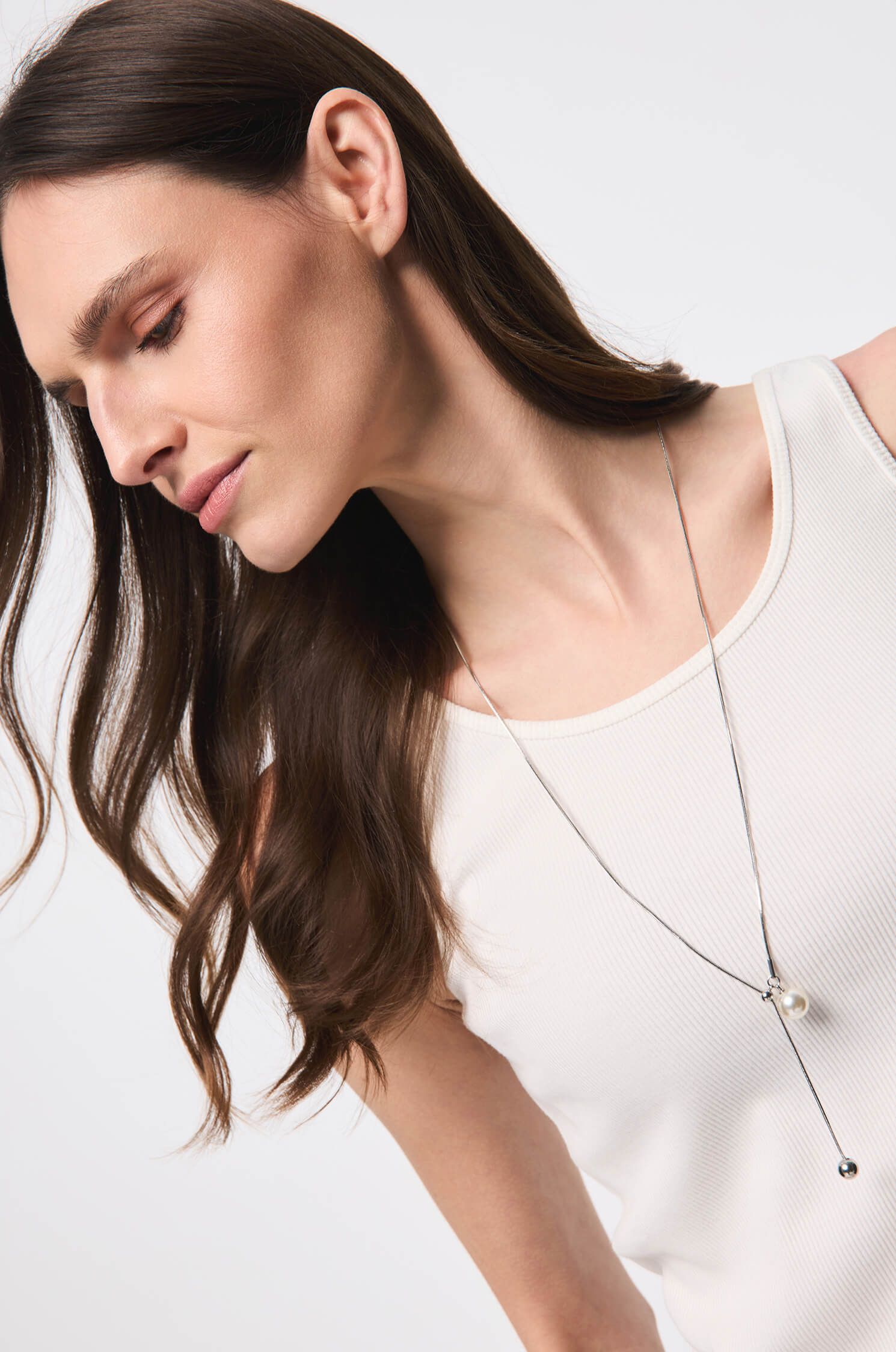 Srebrny naszyjnik z perłową zawieszką Solar Obraz 2