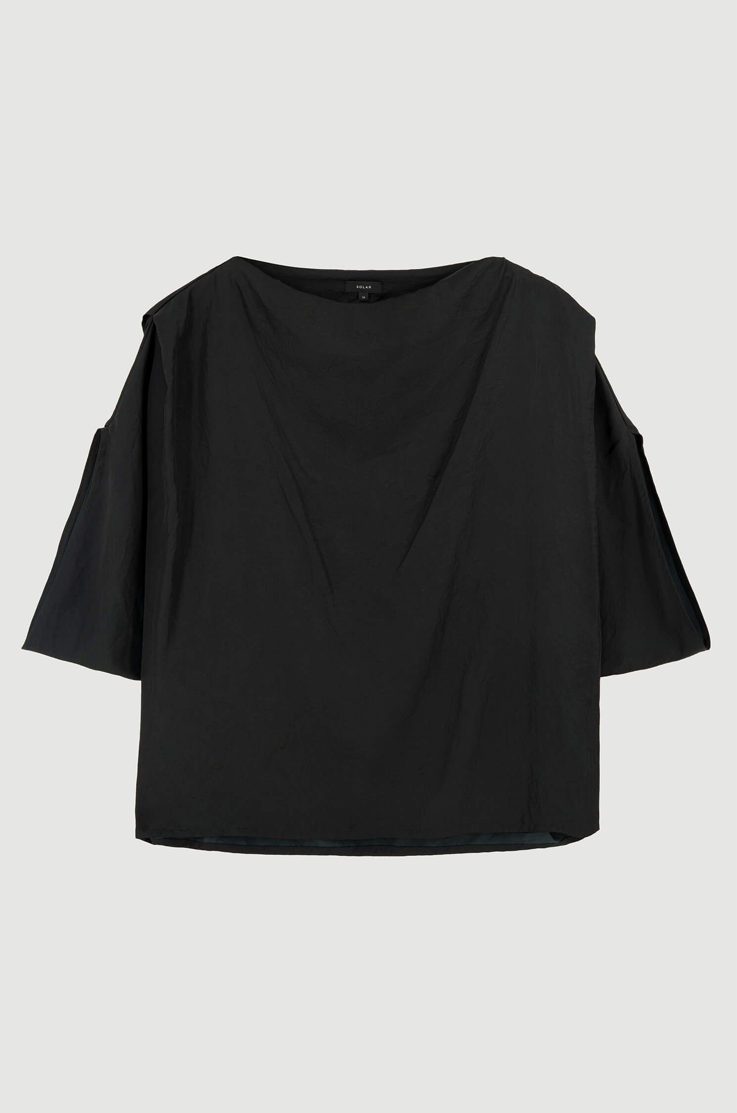 Satynowa czarna bluzka Solar Obraz 4