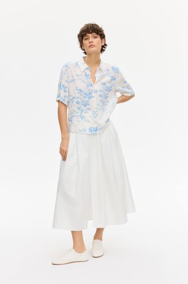 Wiskozowa koszula w błękitne kwiaty