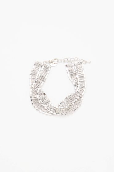 Srebrna bransoletka z połyskującymi koralikami