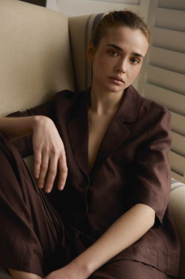 Brązowa marynarka z lnu