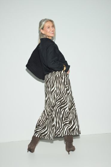 Wiskozowa spódnica ze zwierzęcym printem