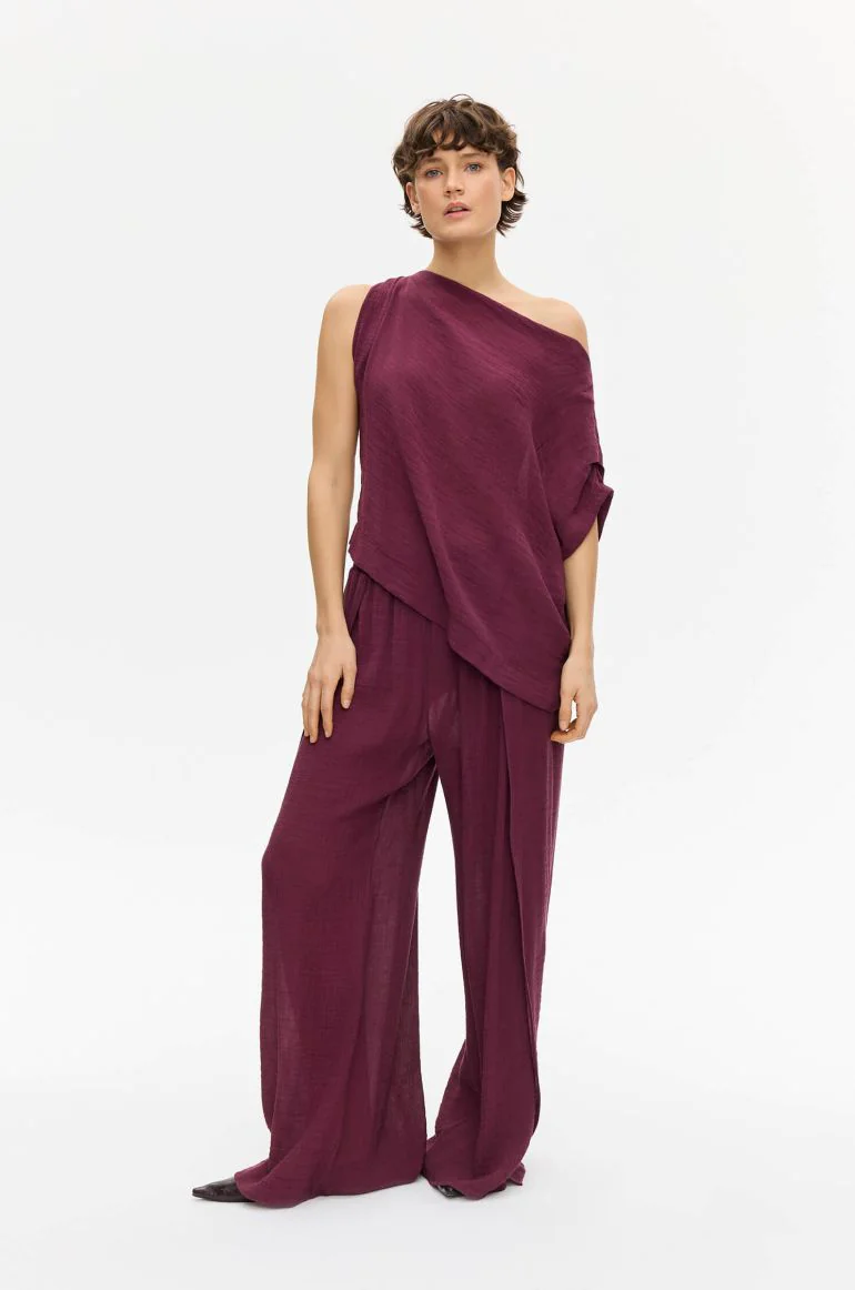 Top w kolorze marsala