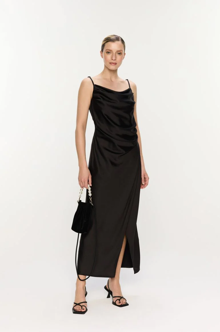 Drapowana sukienka maxi