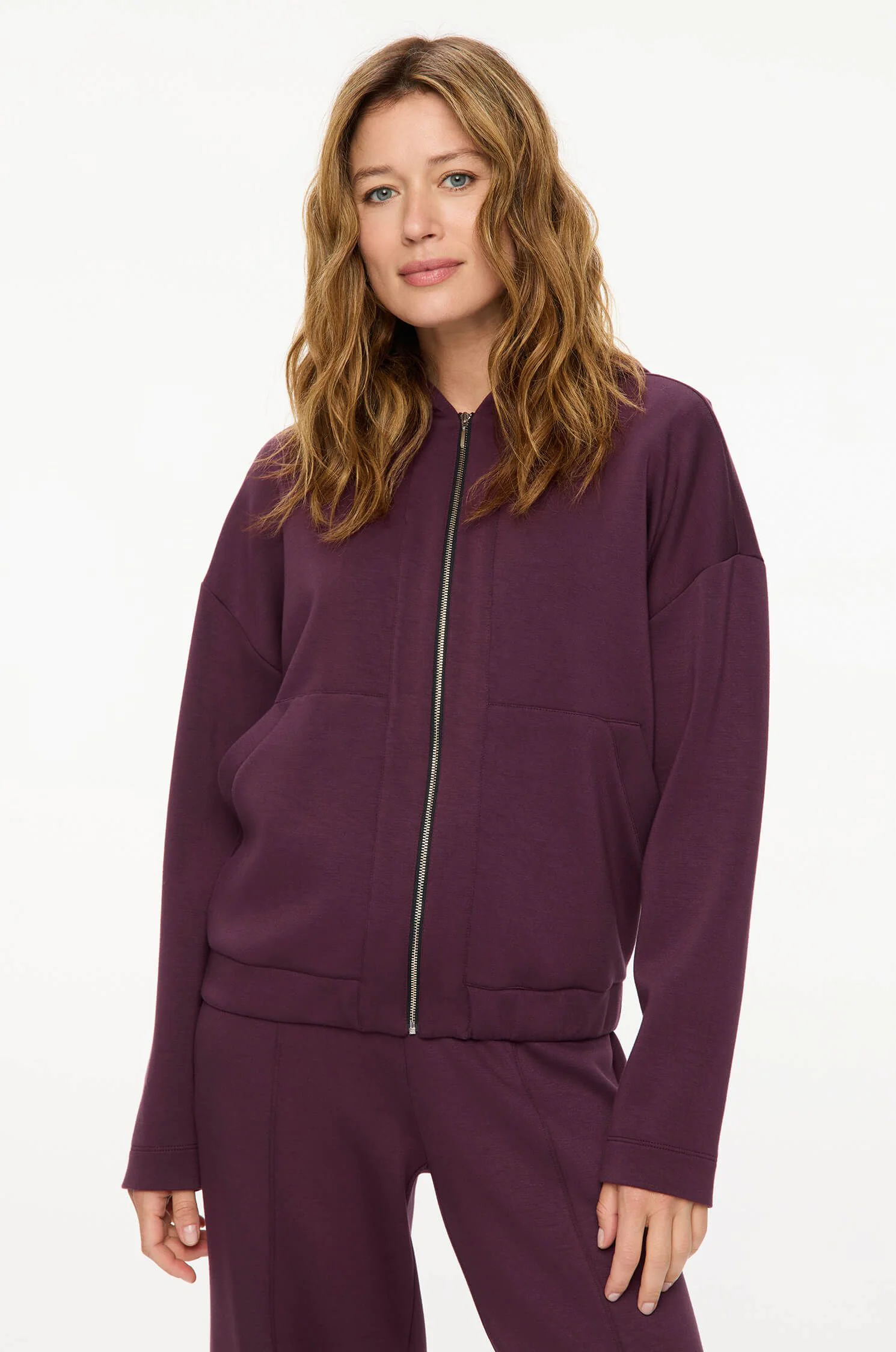 Burgundowa bluza zapinana na zamek