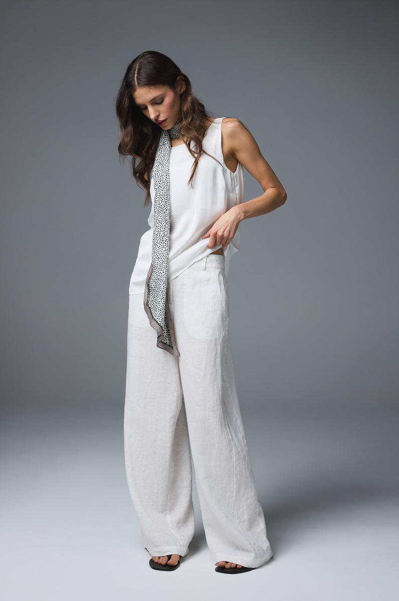 Biały wiskozowy top